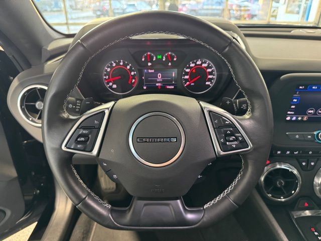 Used 2020 Chevrolet Camaro LT image 15