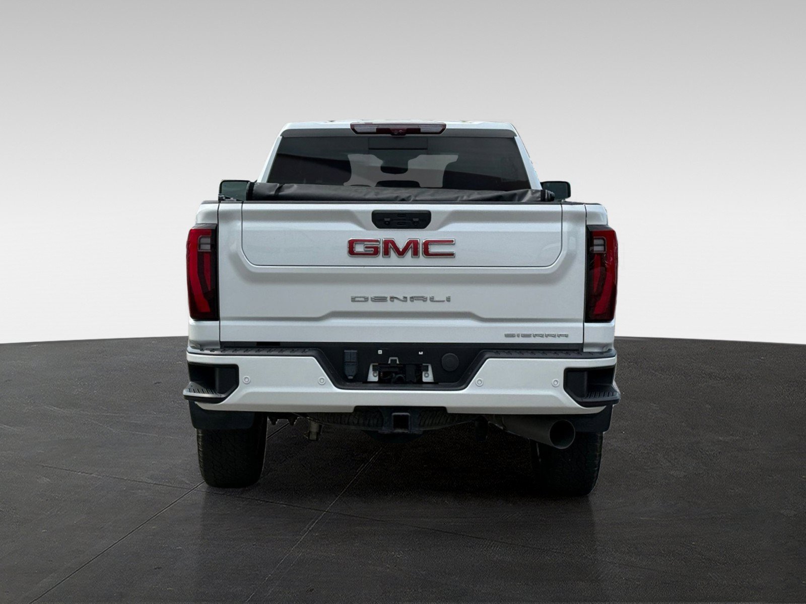 Used 2024 GMC Sierra 3500 Denali w/ Denali Reserve Package AWD/4WD image 6