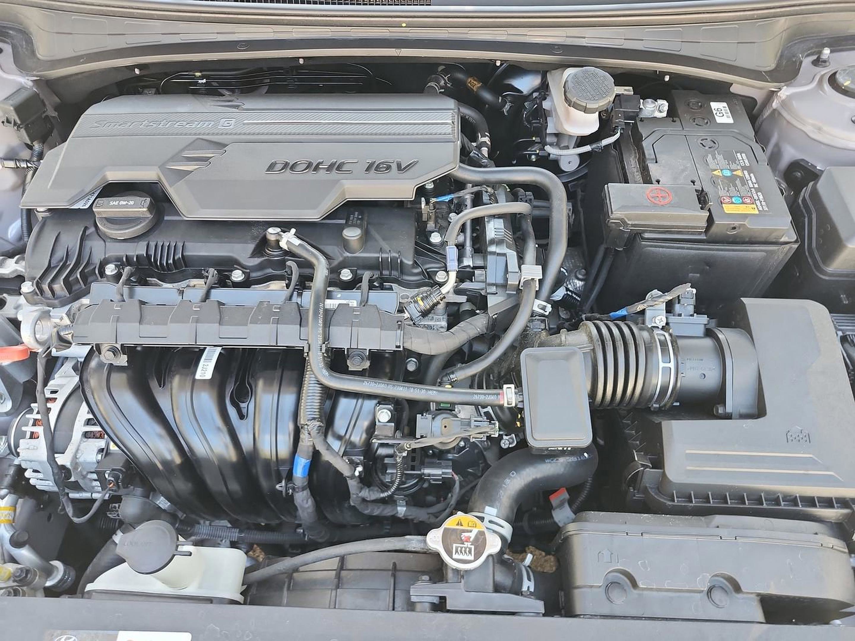 Used 2023 Hyundai Elantra SEL w/ Convenience Package image 25