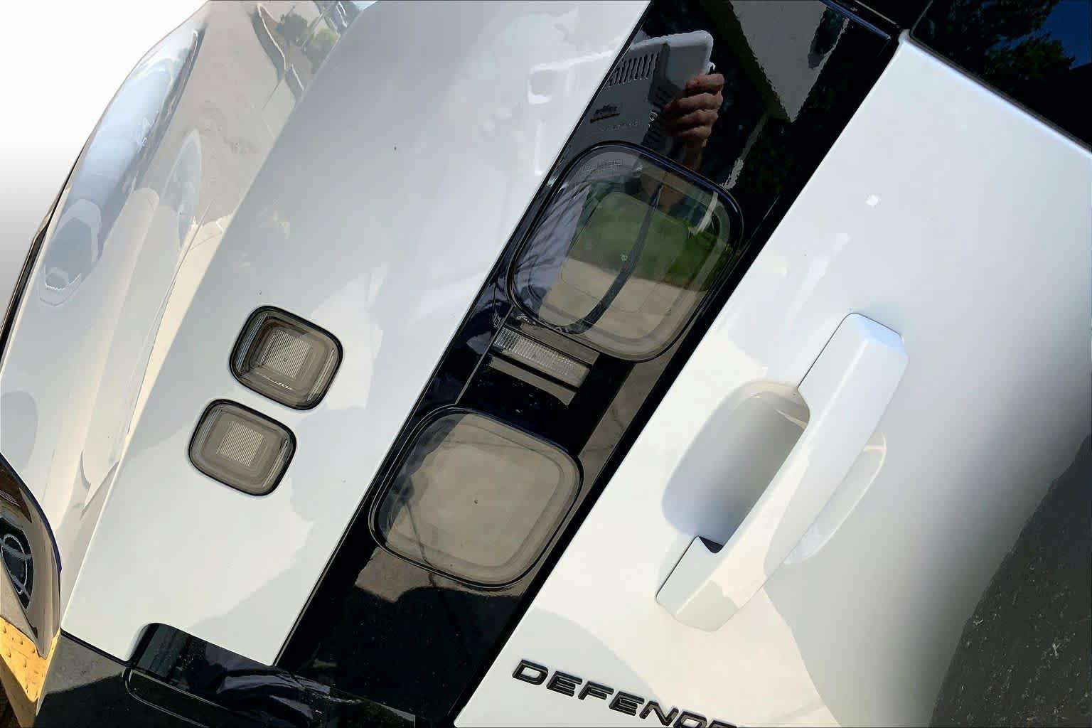 New 2026 Land Rover Defender 90 V8 AWD/4WD image 5