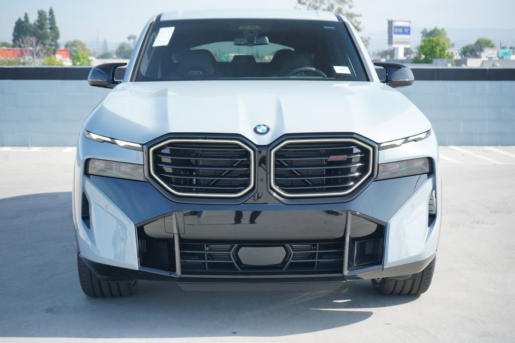 New 2026 BMW XM Label Red w/ M Driver's Package image 2