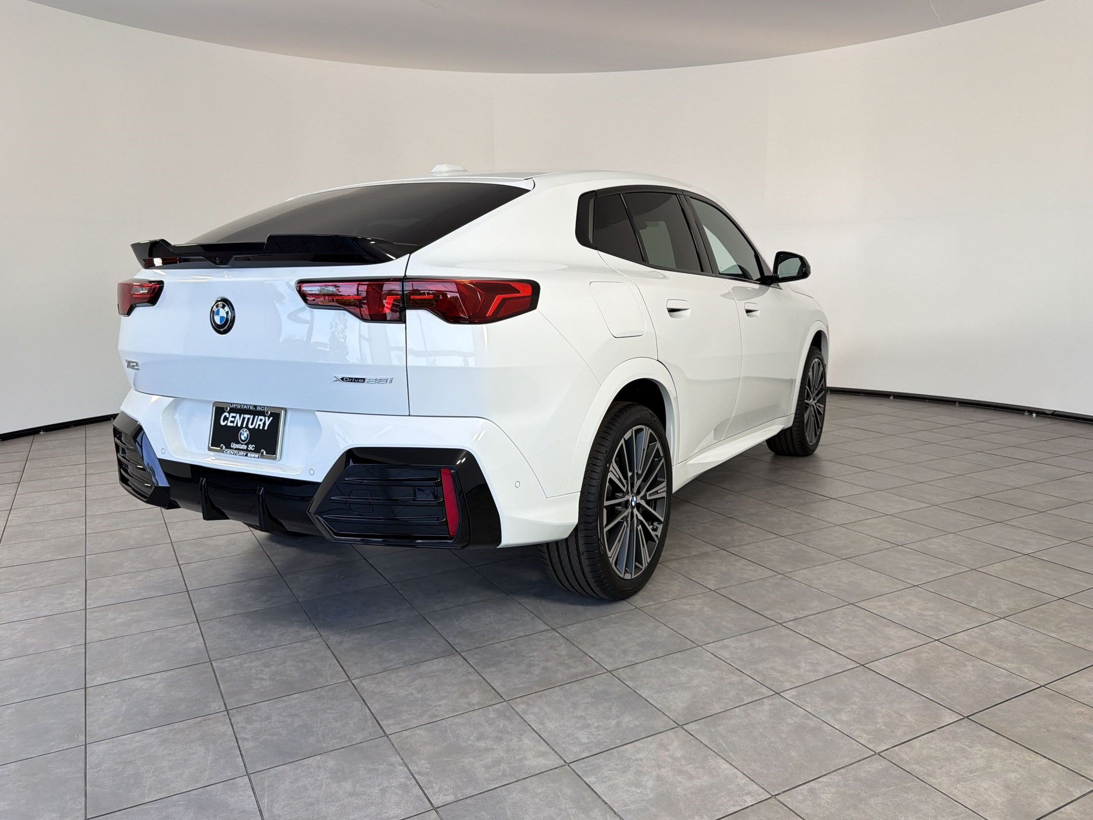 New 2026 BMW X2 xDrive28i w/ M Sport Package AWD/4WD image 9