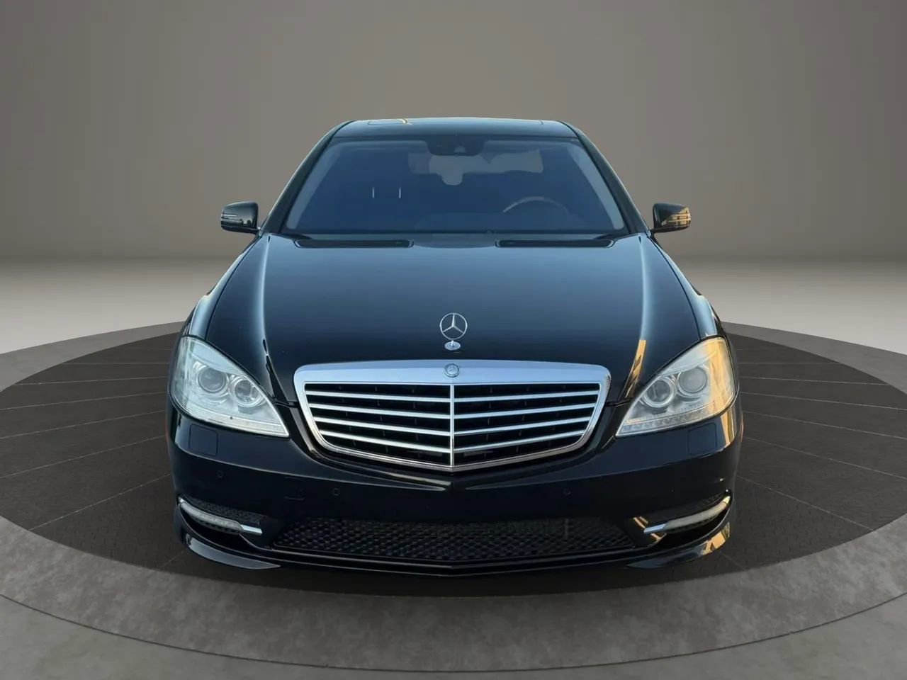Used 2012 Mercedes-Benz S 550 image 3