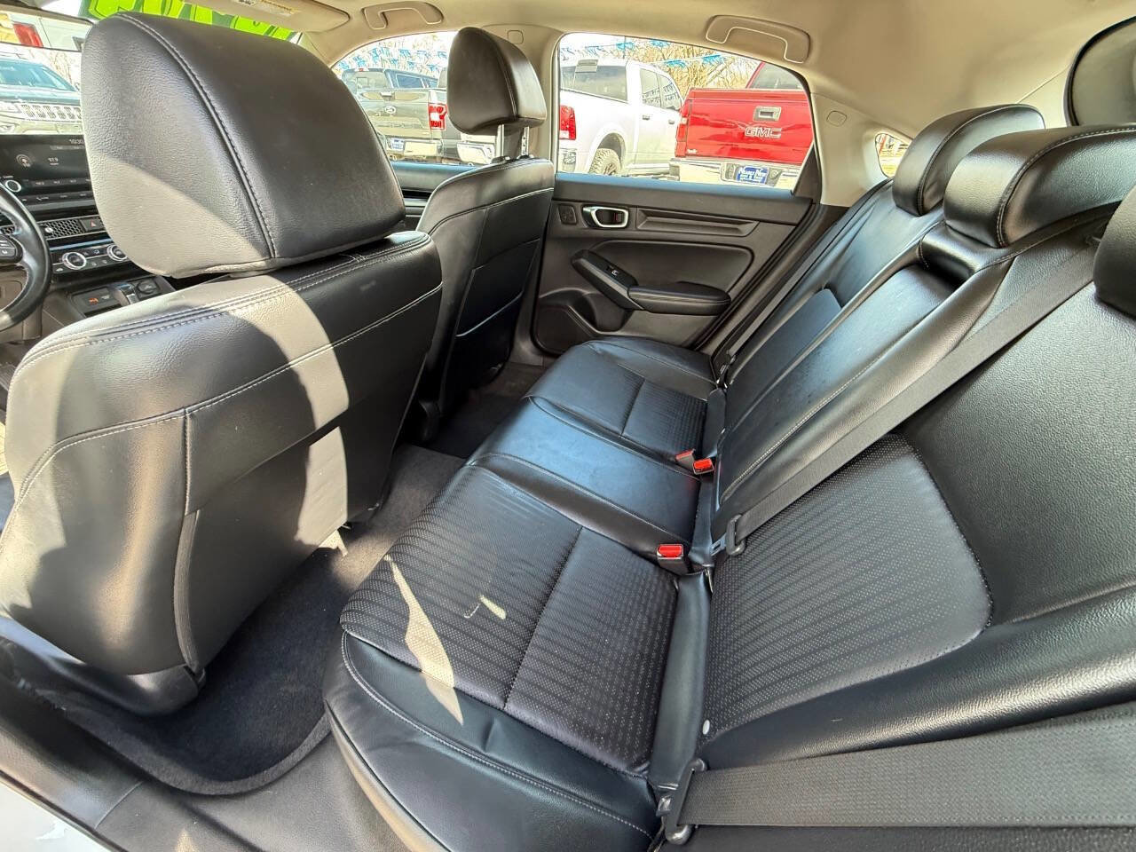 Used 2022 Honda Civic EX-L image 16