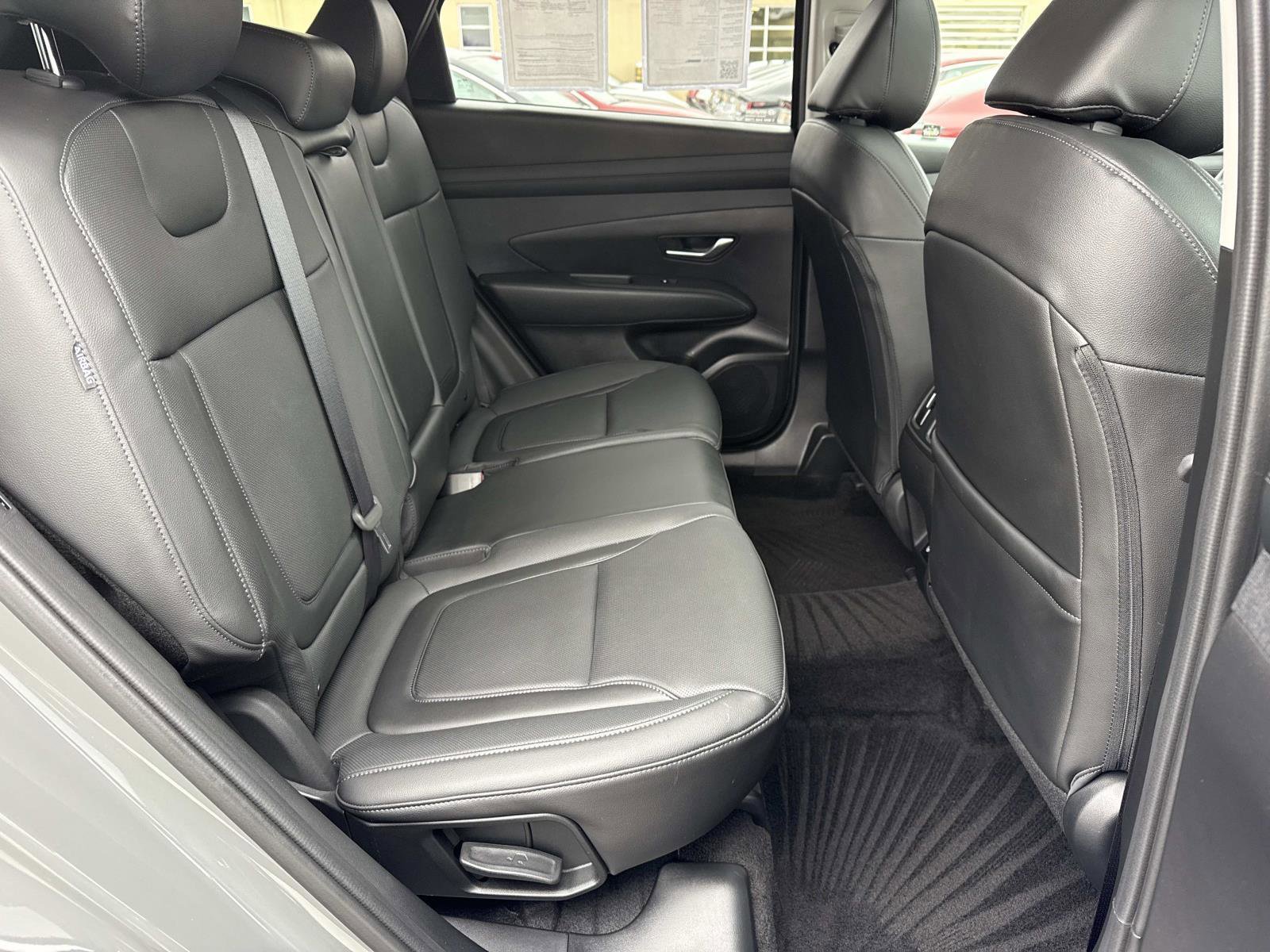 Certified 2025 Hyundai Tucson SEL image 20