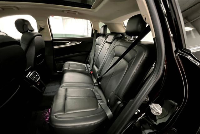 Used 2023 Lincoln Nautilus Reserve w/ Equipment Group 201A image 25