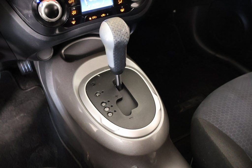 Used 2013 Nissan Juke SV image 6