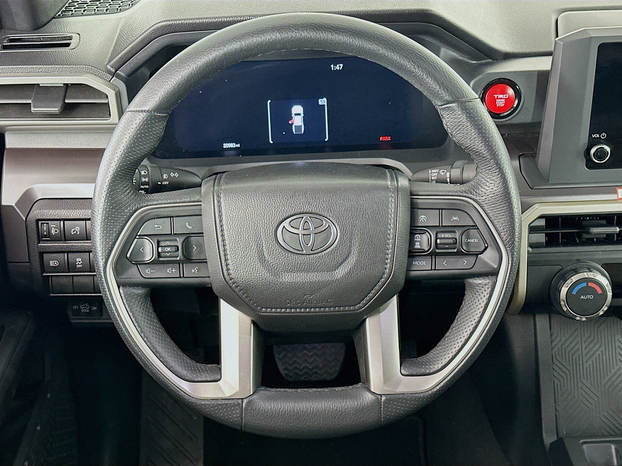 Used 2025 Toyota Tacoma TRD Off-Road image 18