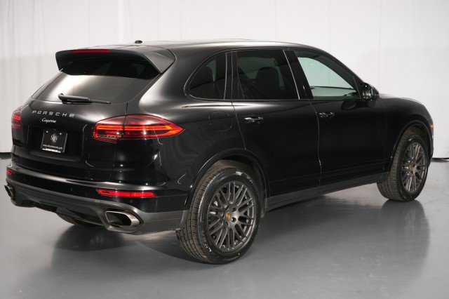 Used 2018 Porsche Cayenne Platinum Edition AWD/4WD image 9