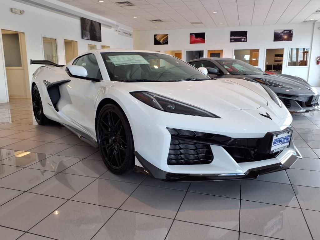 New 2025 Chevrolet Corvette Z06 w/ Z07 Performance Package image 2