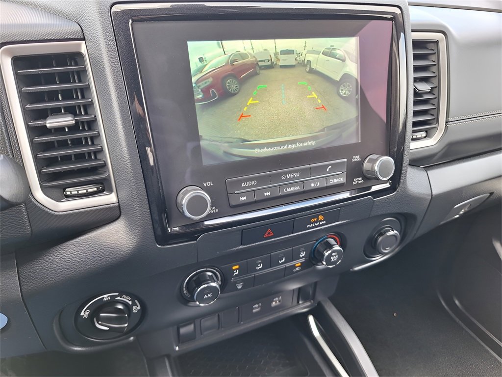 Used 2022 Nissan Frontier SV image 15