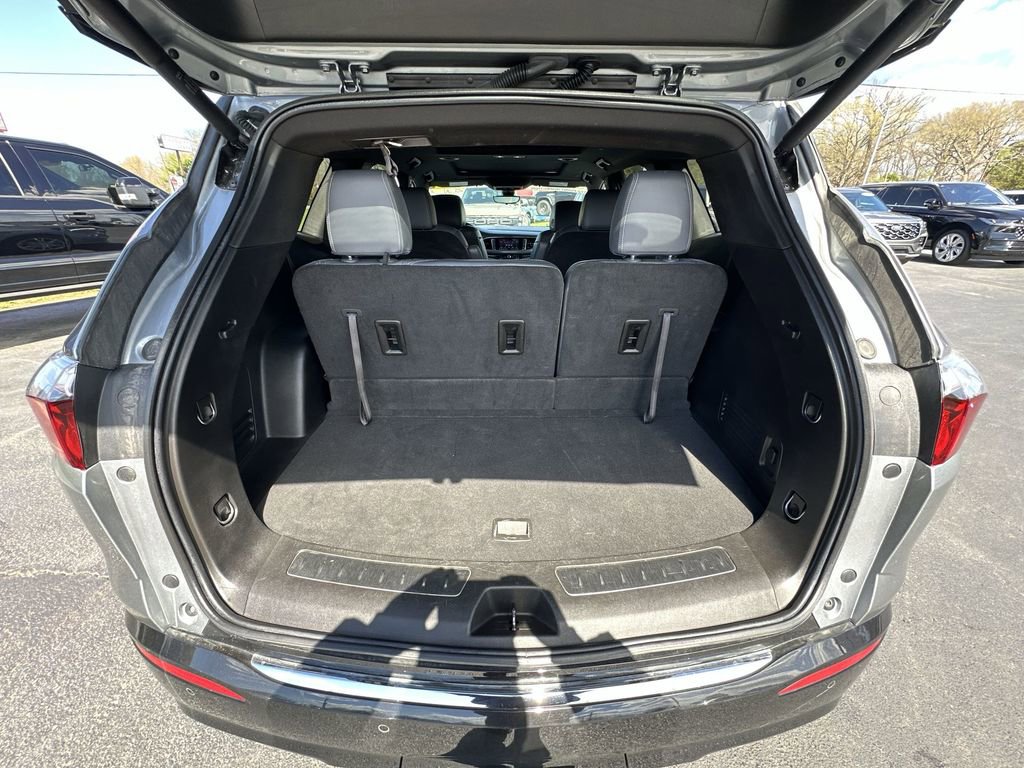 Used 2024 Buick Enclave Essence w/ Experience Buick Package AWD/4WD image 24