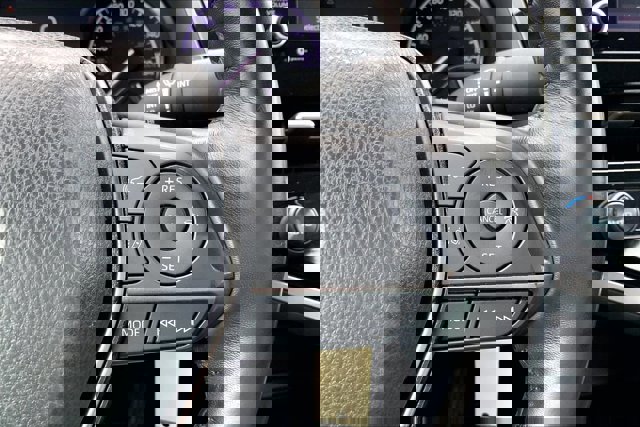 Used 2021 Toyota Camry SE image 19