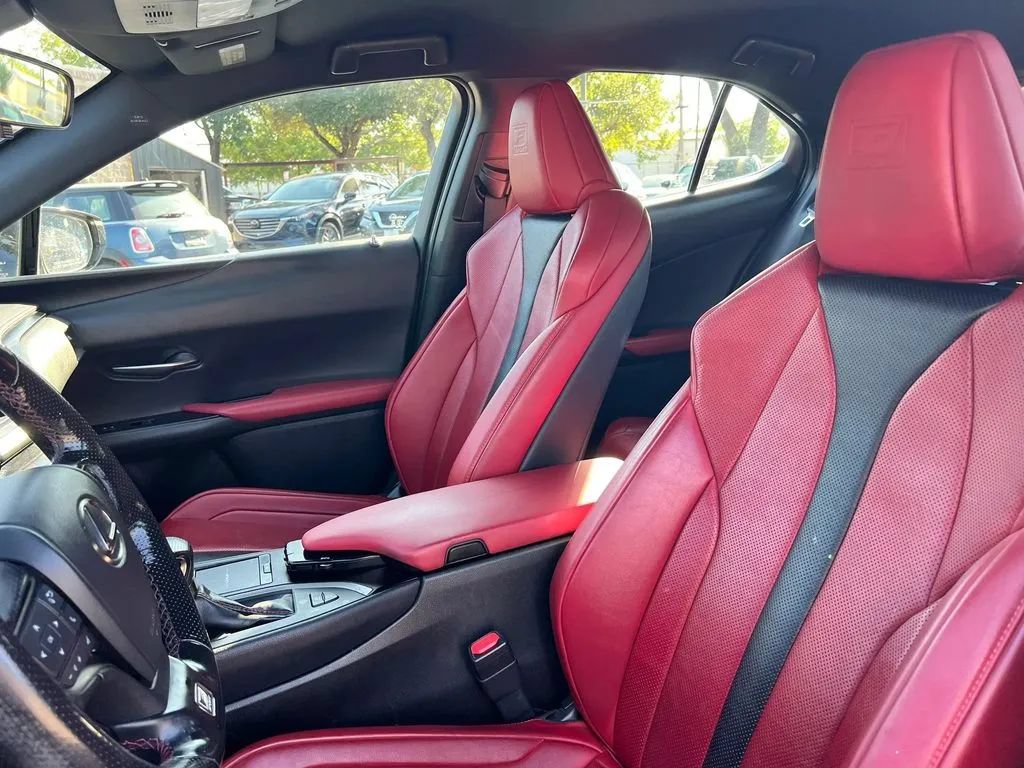 Used 2020 Lexus UX 250h F Sport AWD/4WD image 17