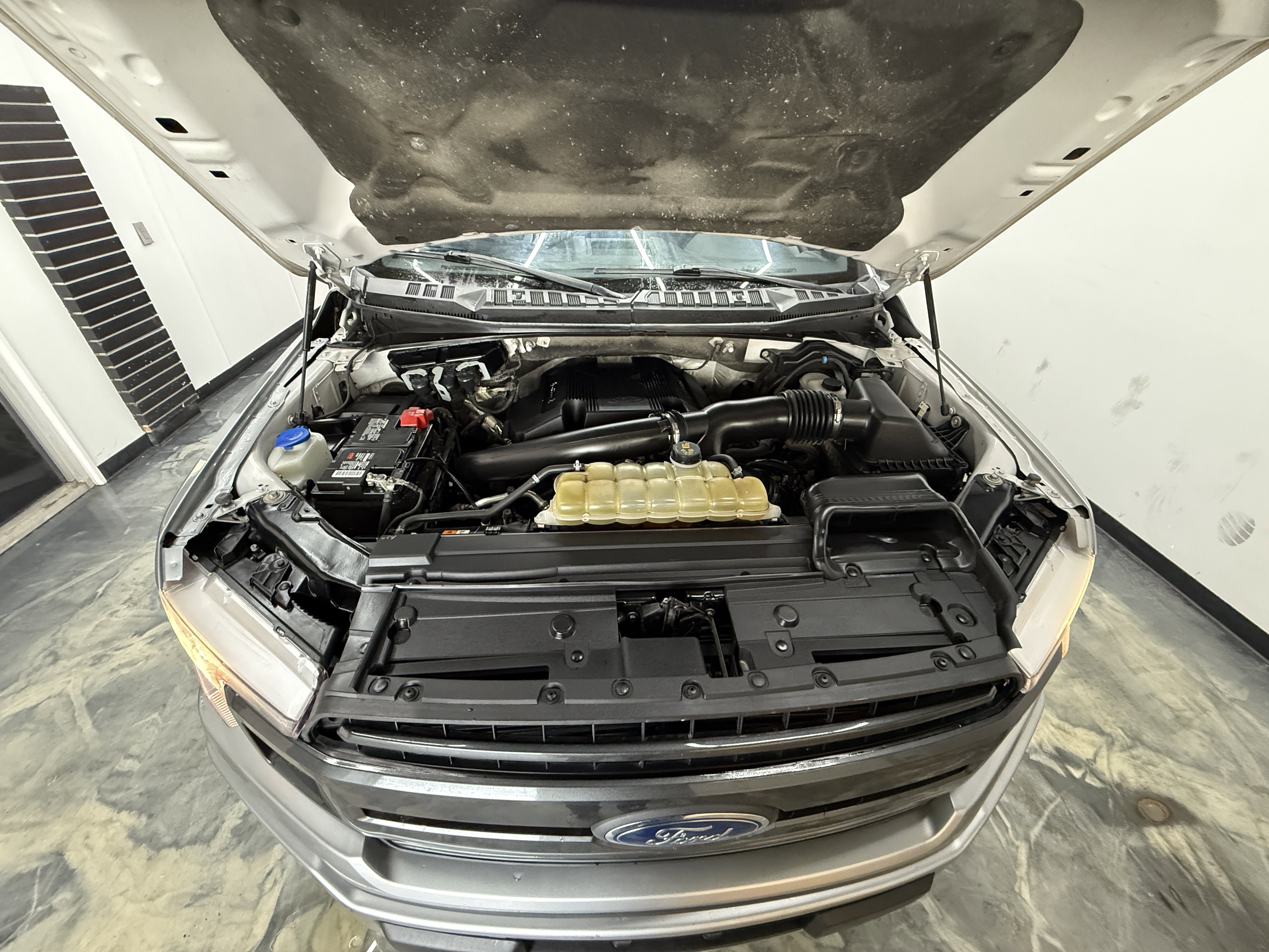 Used 2020 Ford F150 XLT w/ Equipment Group 302A Luxury image 31