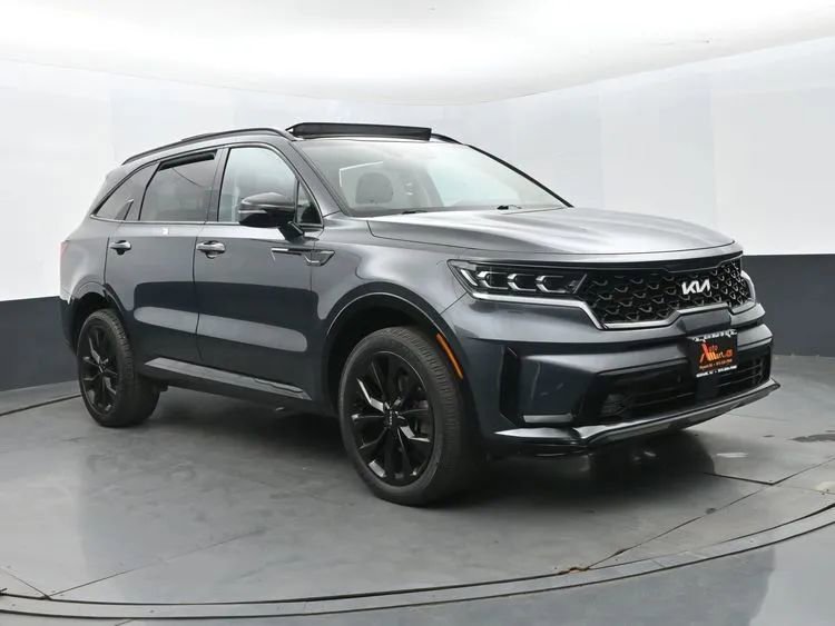 Used 2022 Kia Sorento SX AWD/4WD image 2