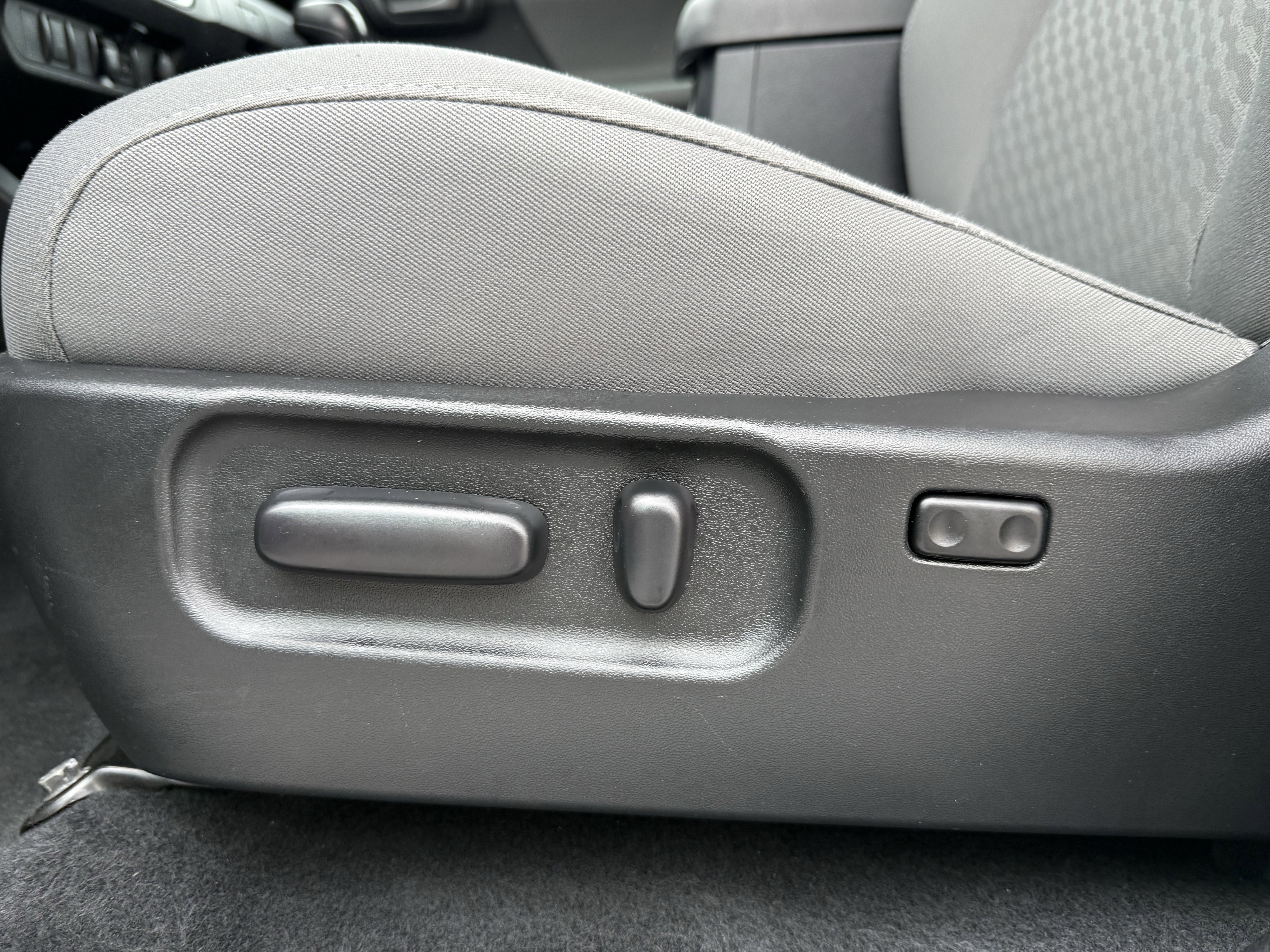 Used 2023 Toyota Tacoma SR5 image 24