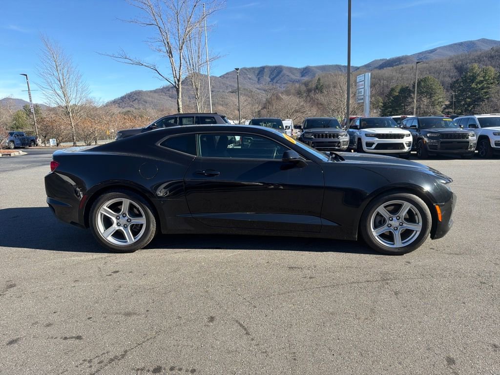 Used 2021 Chevrolet Camaro LT image 2