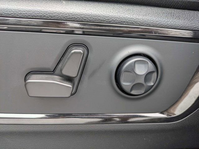 Used 2022 RAM 1500 Limited w/ Night Edition AWD/4WD image 20