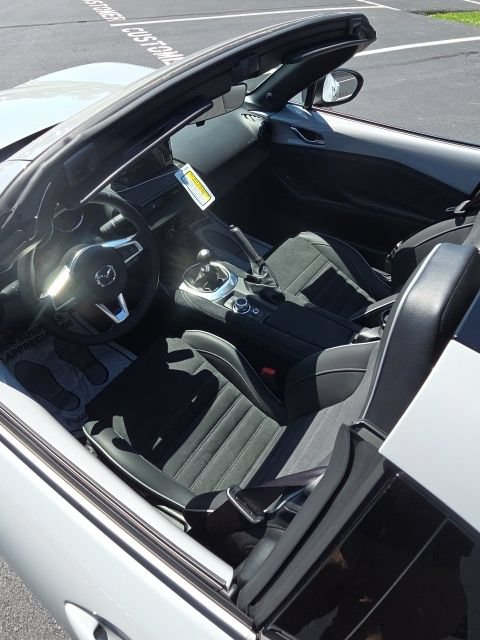 New 2026 MAZDA MX-5 Miata RF Club RWD image 16