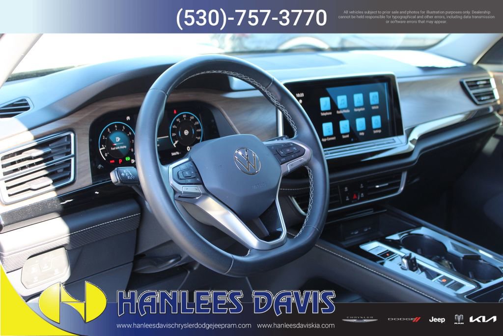 Used 2024 Volkswagen Atlas SE image 12