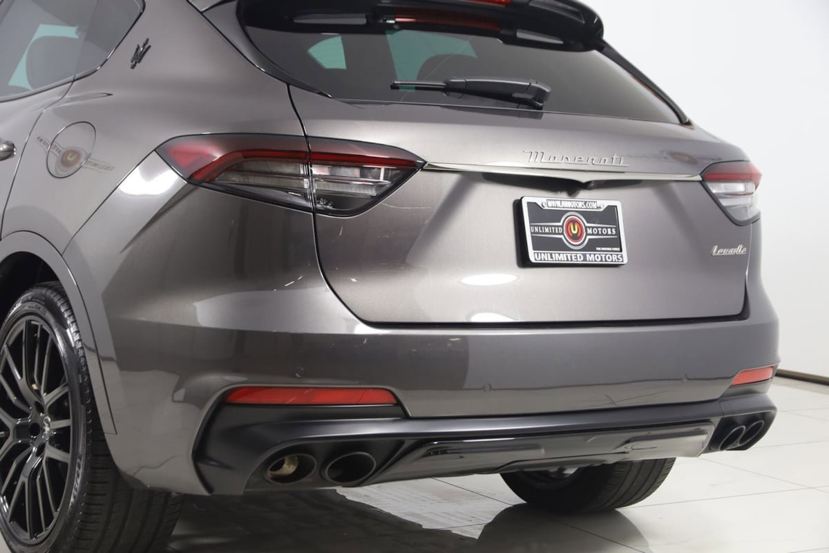 Used 2022 Maserati Levante Modena AWD/4WD image 28