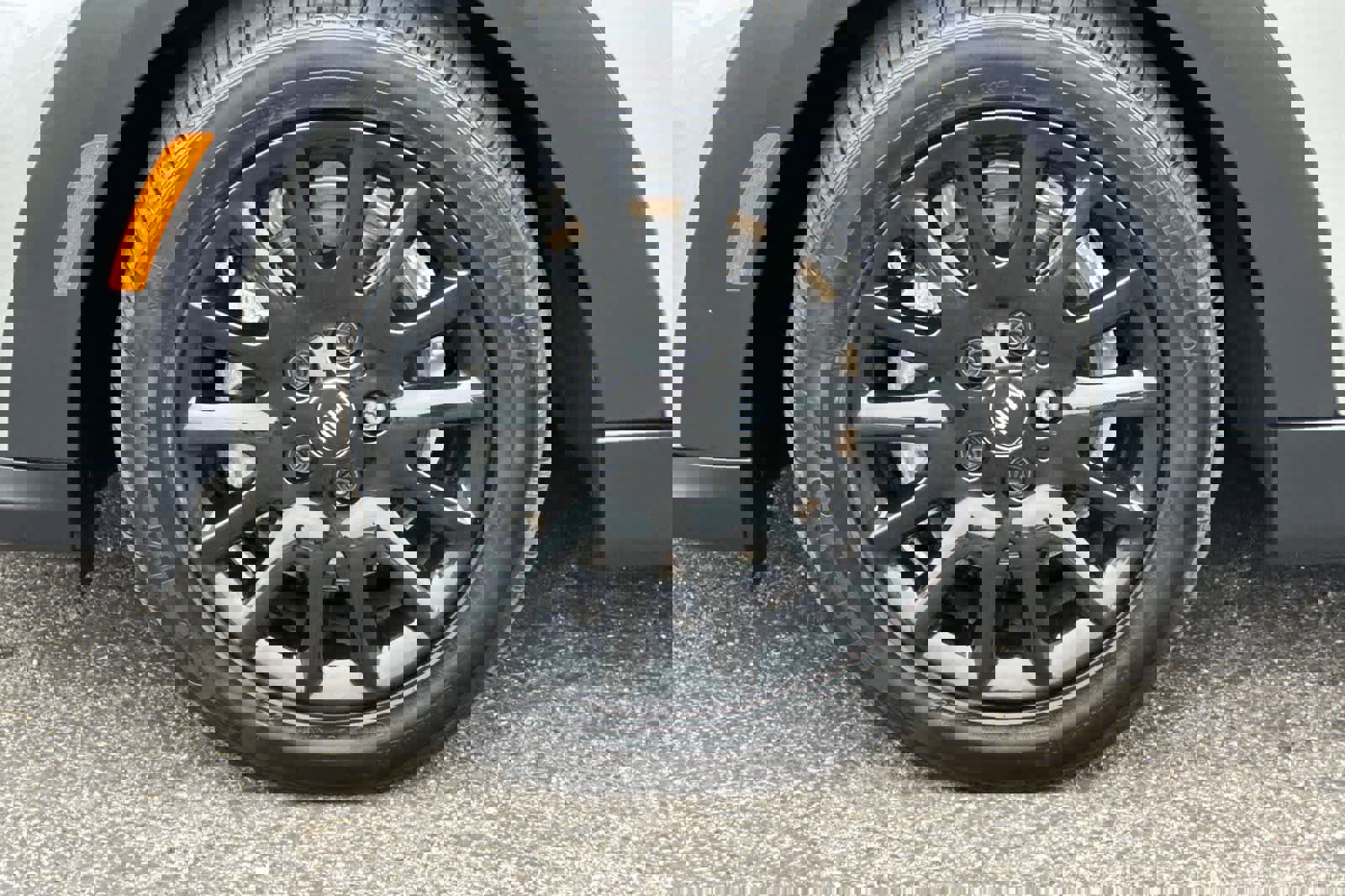 Used 2024 MINI Cooper 4-Door Hardtop image 29