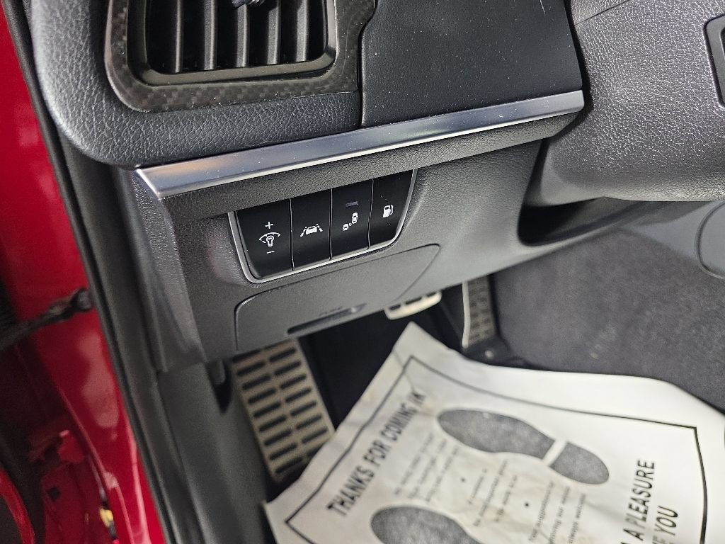 Used 2019 Kia Stinger GT1 AWD/4WD image 13