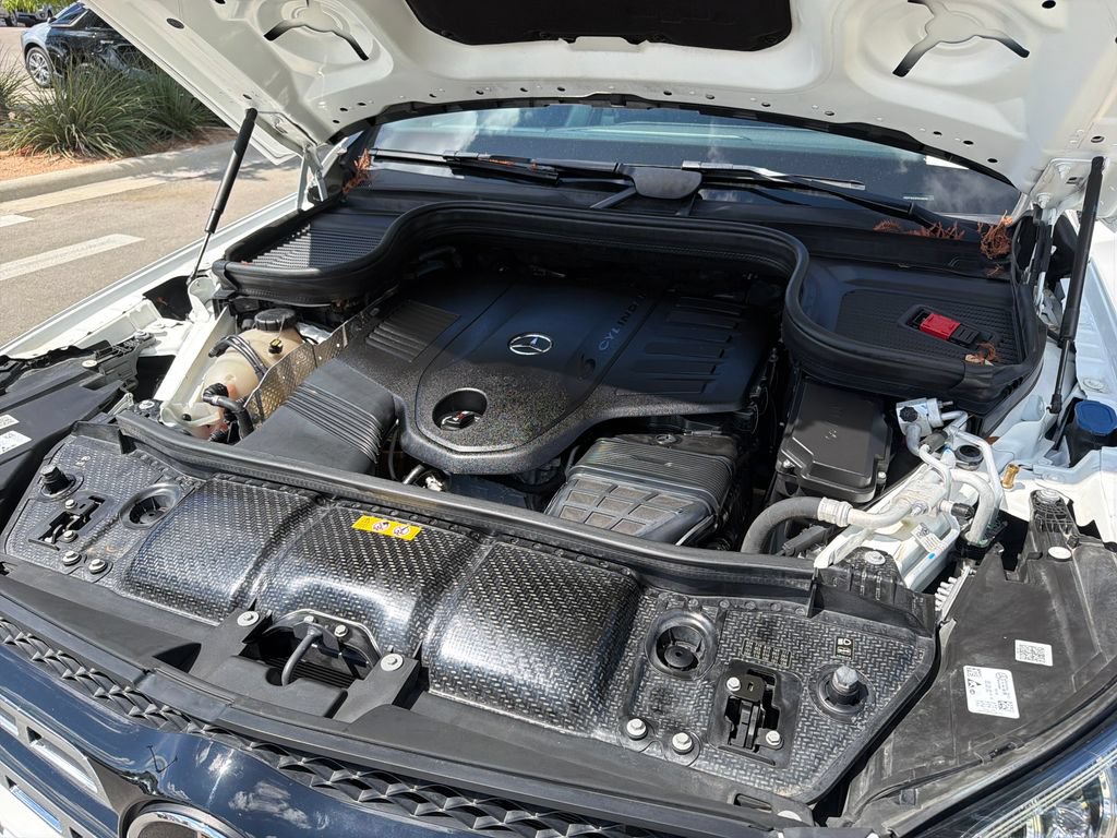 Used 2023 Mercedes-Benz GLS 450 4MATIC image 20