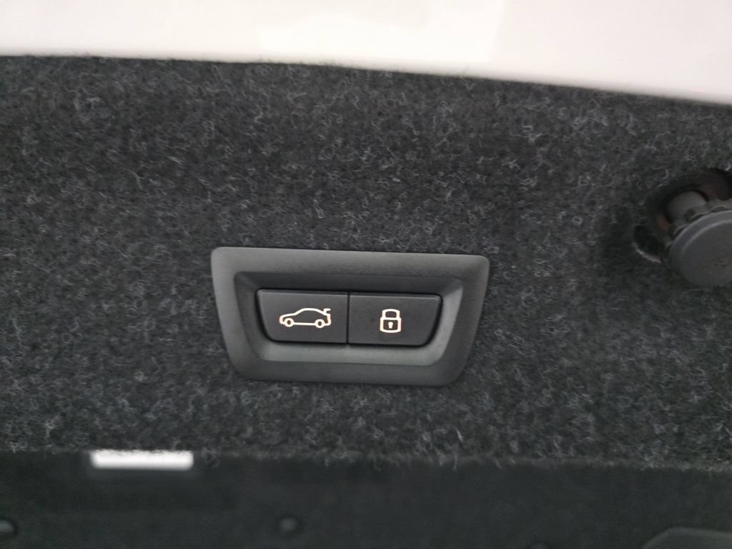 Used 2024 BMW M4 xDrive Competition w/ Executive Package AWD/4WD image 16