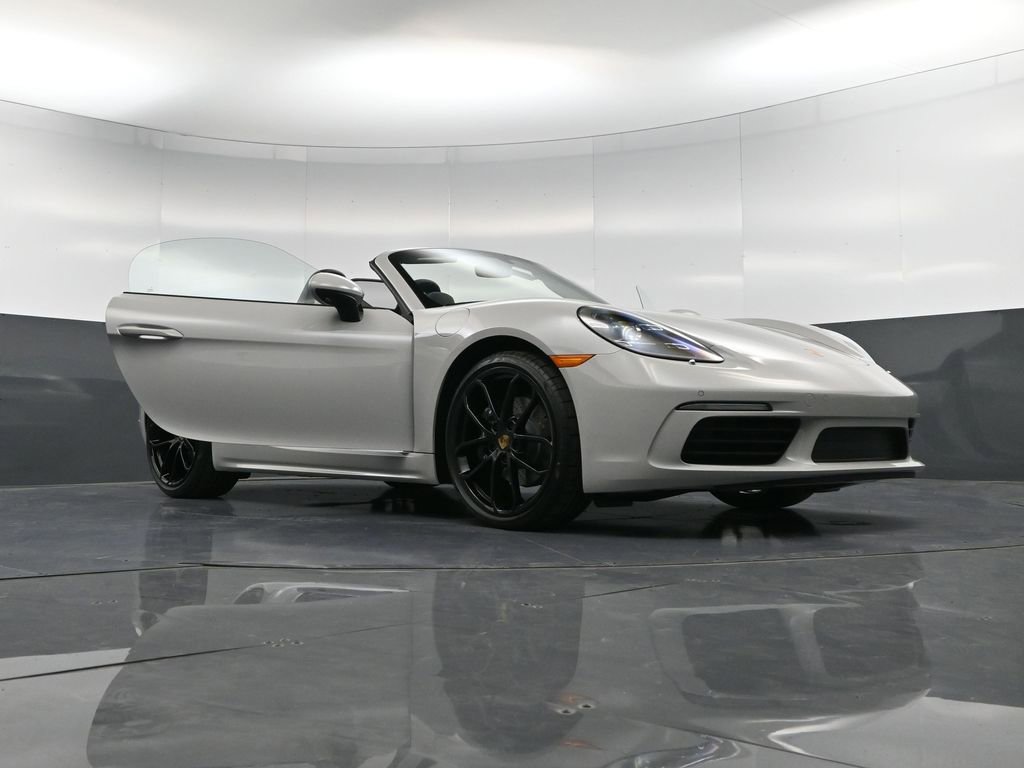 New 2025 Porsche 718 Boxster image 38