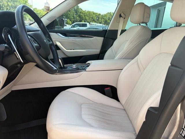 Used 2022 Maserati Levante Modena AWD/4WD image 19