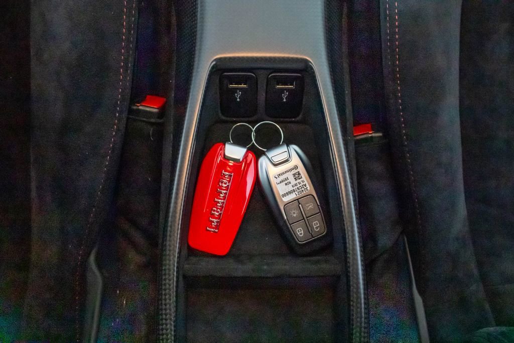 Used 2020 Ferrari 488 Pista Base image 52