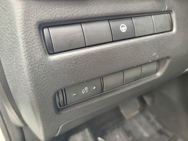 Used 2021 Nissan Rogue SV AWD/4WD image 19