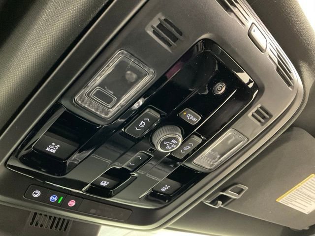 New 2026 GMC Yukon AT4 Ultimate w/ LPO, Floor Liner Package image 25