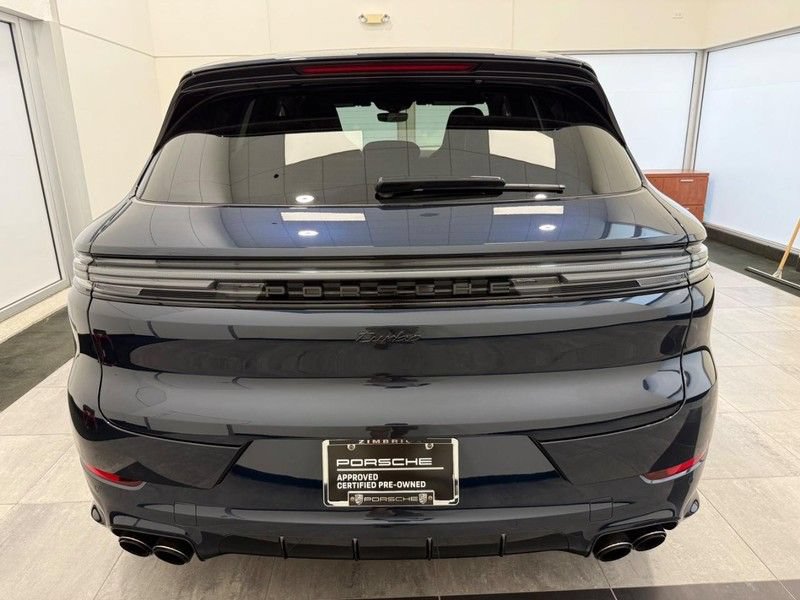 Certified 2025 Porsche Cayenne Turbo AWD/4WD image 6