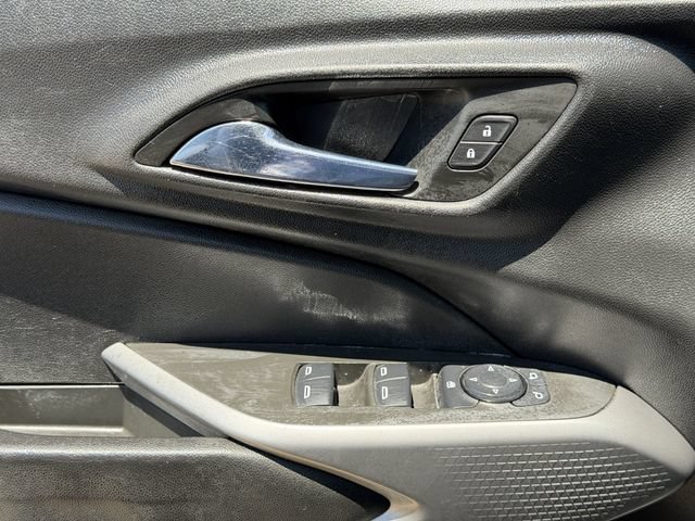 Used 2024 Chevrolet Trax LS w/ LS Convenience Package FWD image 21