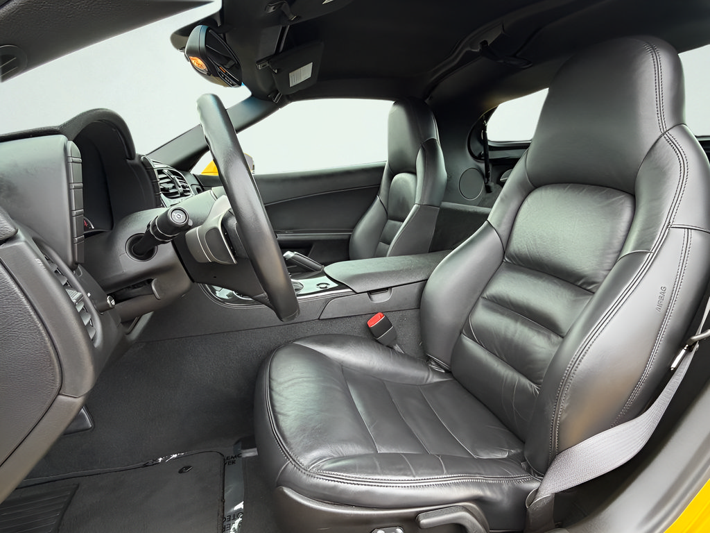 Used 2010 Chevrolet Corvette Grand Sport RWD image 17