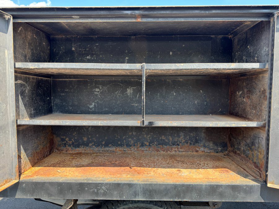 Used 2011 Ford F550 2WD Crew Cab Super Duty image 5