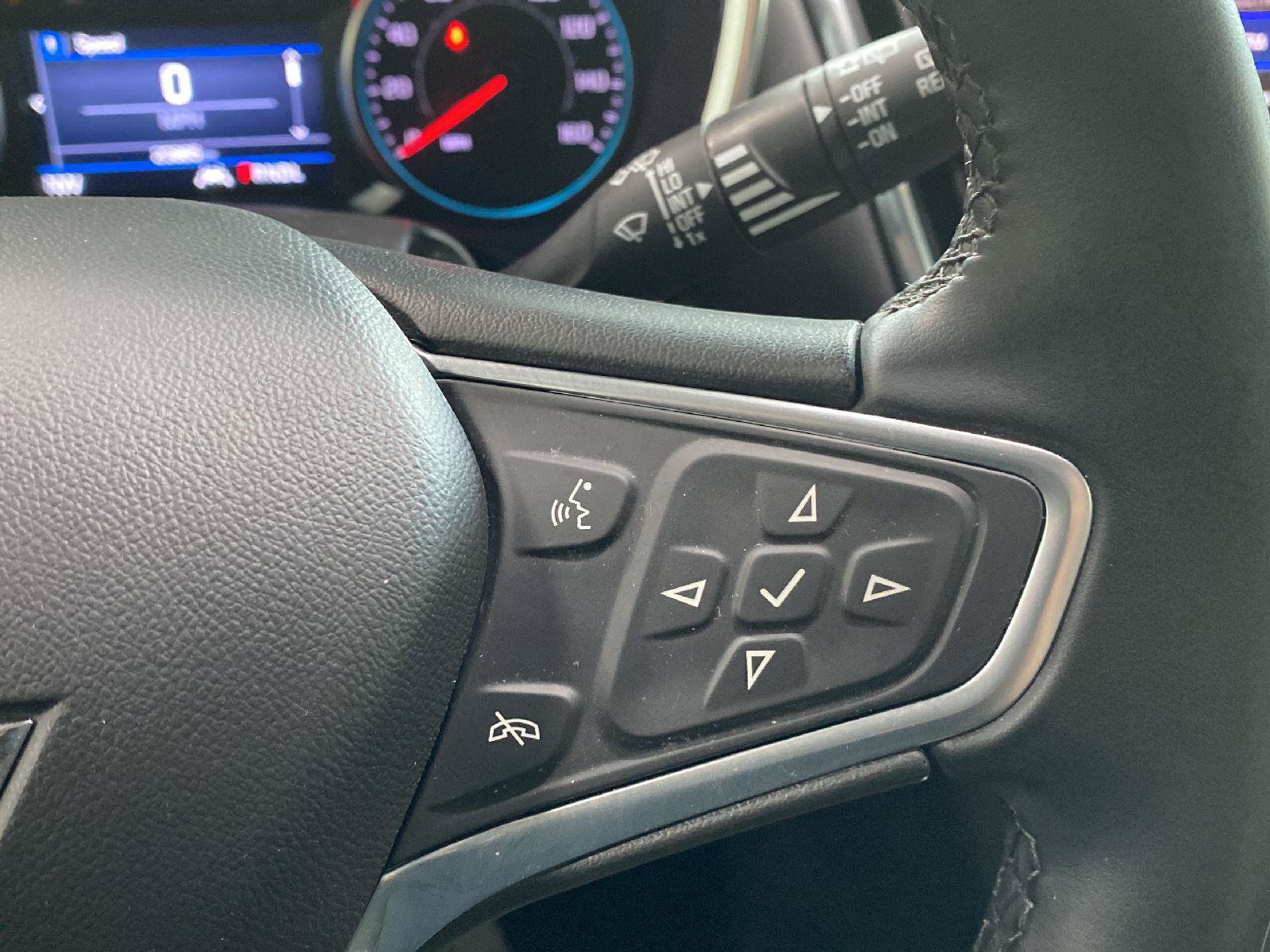 Used 2023 Chevrolet Equinox LT AWD/4WD image 18
