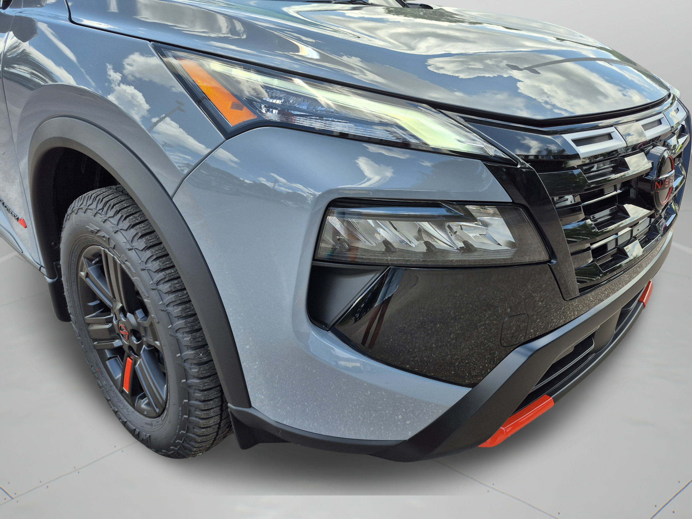 New 2026 Nissan Rogue SV AWD/4WD image 35