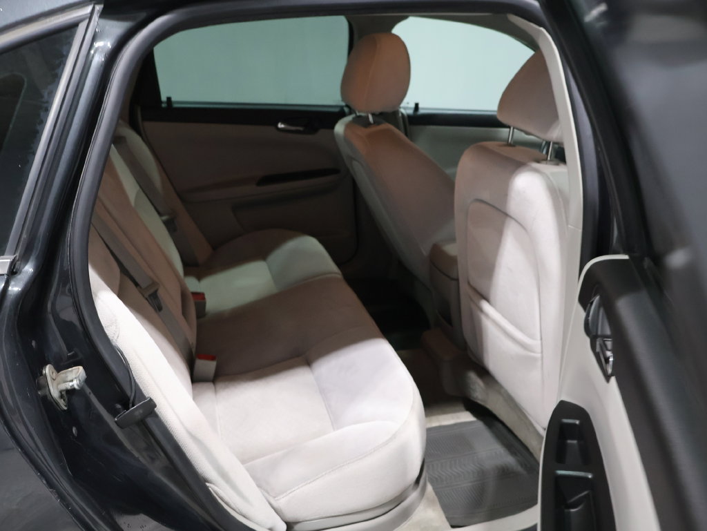Used 2012 Chevrolet Impala LT FWD image 22