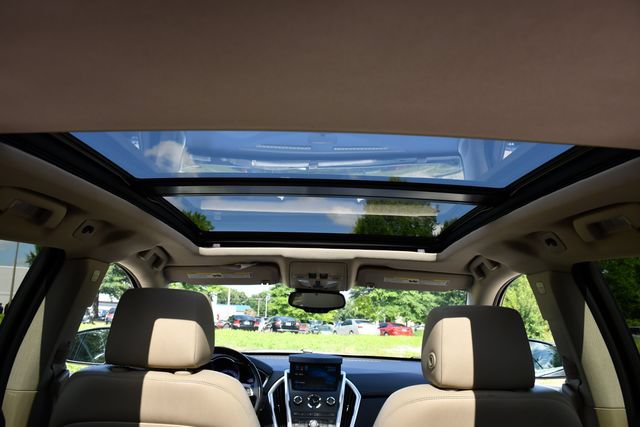Used 2012 Cadillac SRX Luxury AWD/4WD image 31