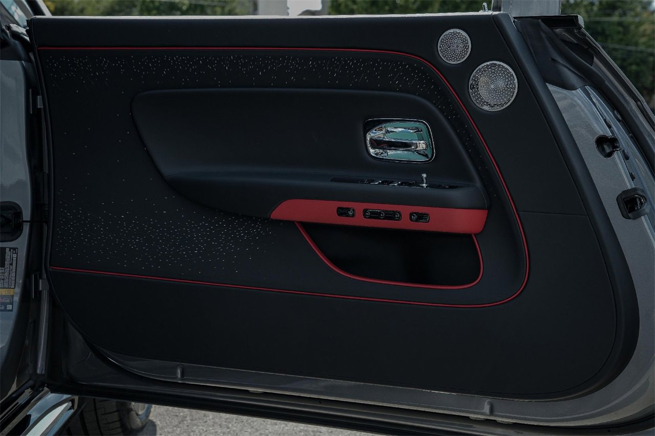 Certified 2025 Rolls-Royce Spectre w/ Spectre Launch Package image 31