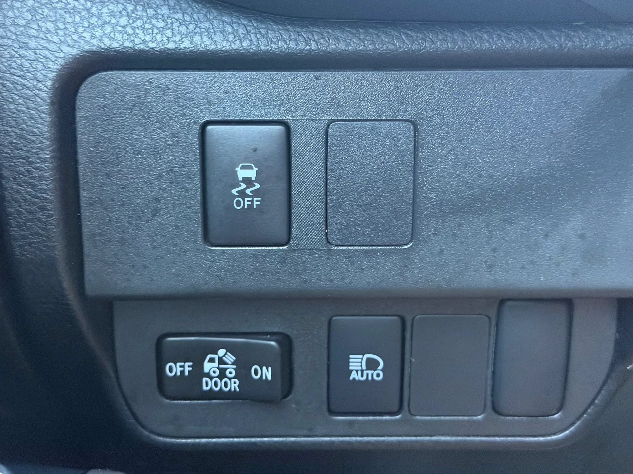 Used 2023 Toyota Tacoma SR5 RWD image 25