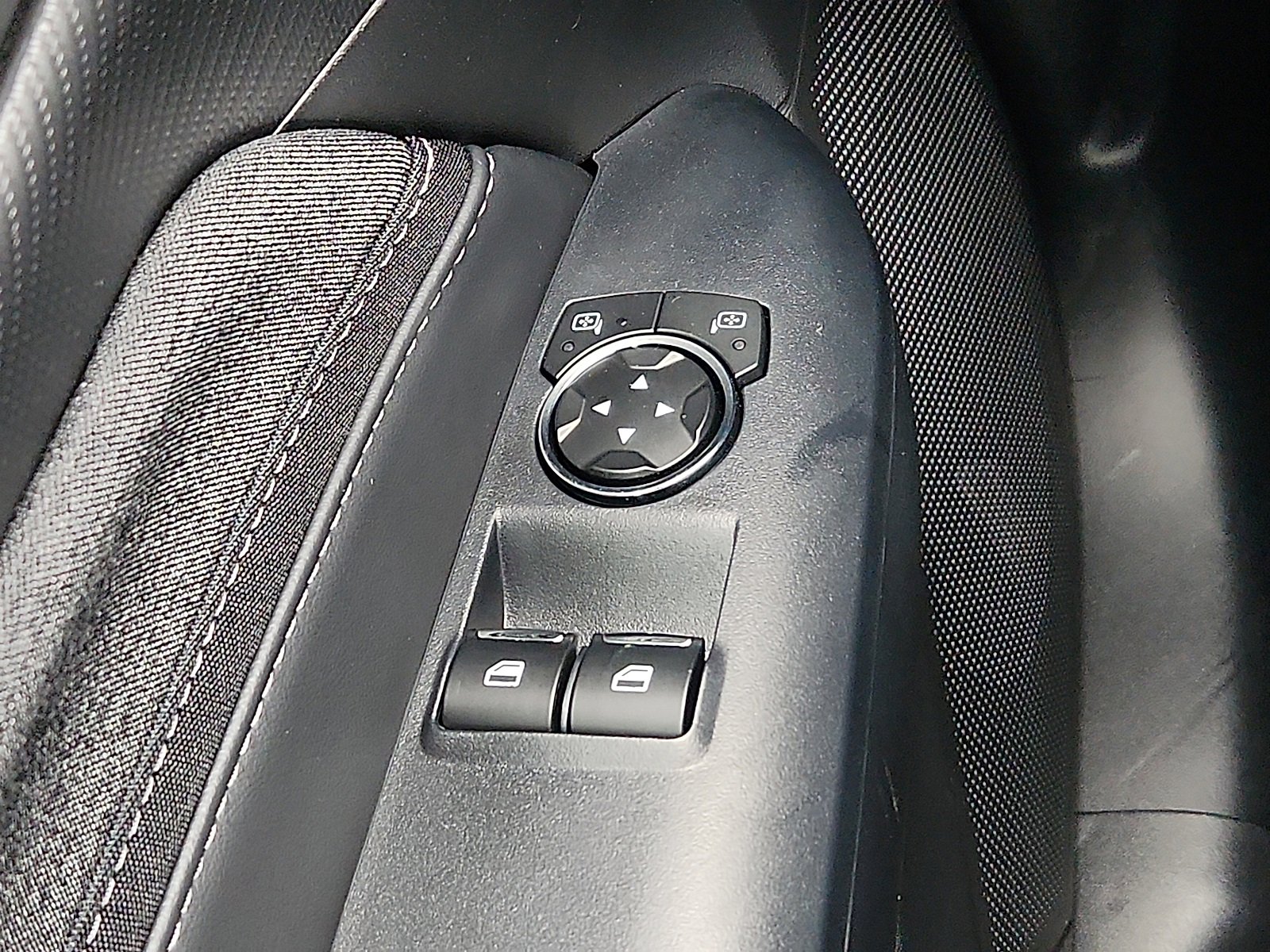 Used 2025 Ford Mustang GT image 21