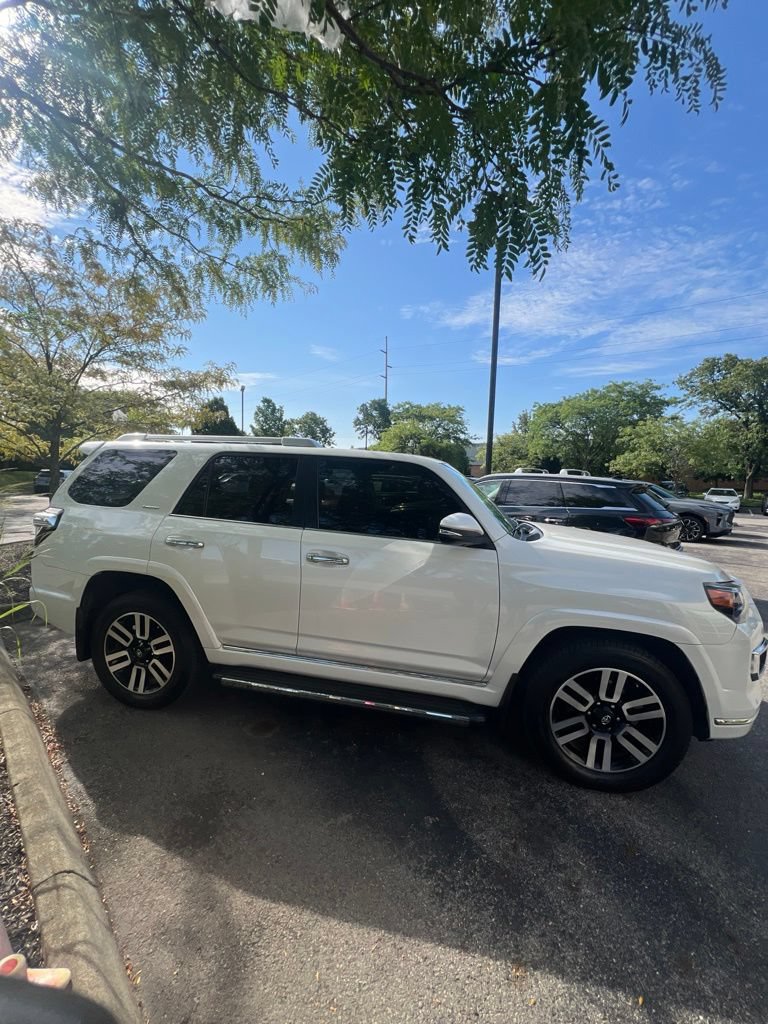 Used 2018 Toyota 4Runner Limited AWD/4WD image 5