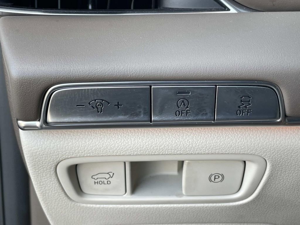 Used 2023 Genesis GV80 2.5T w/ Advanced Package image 21