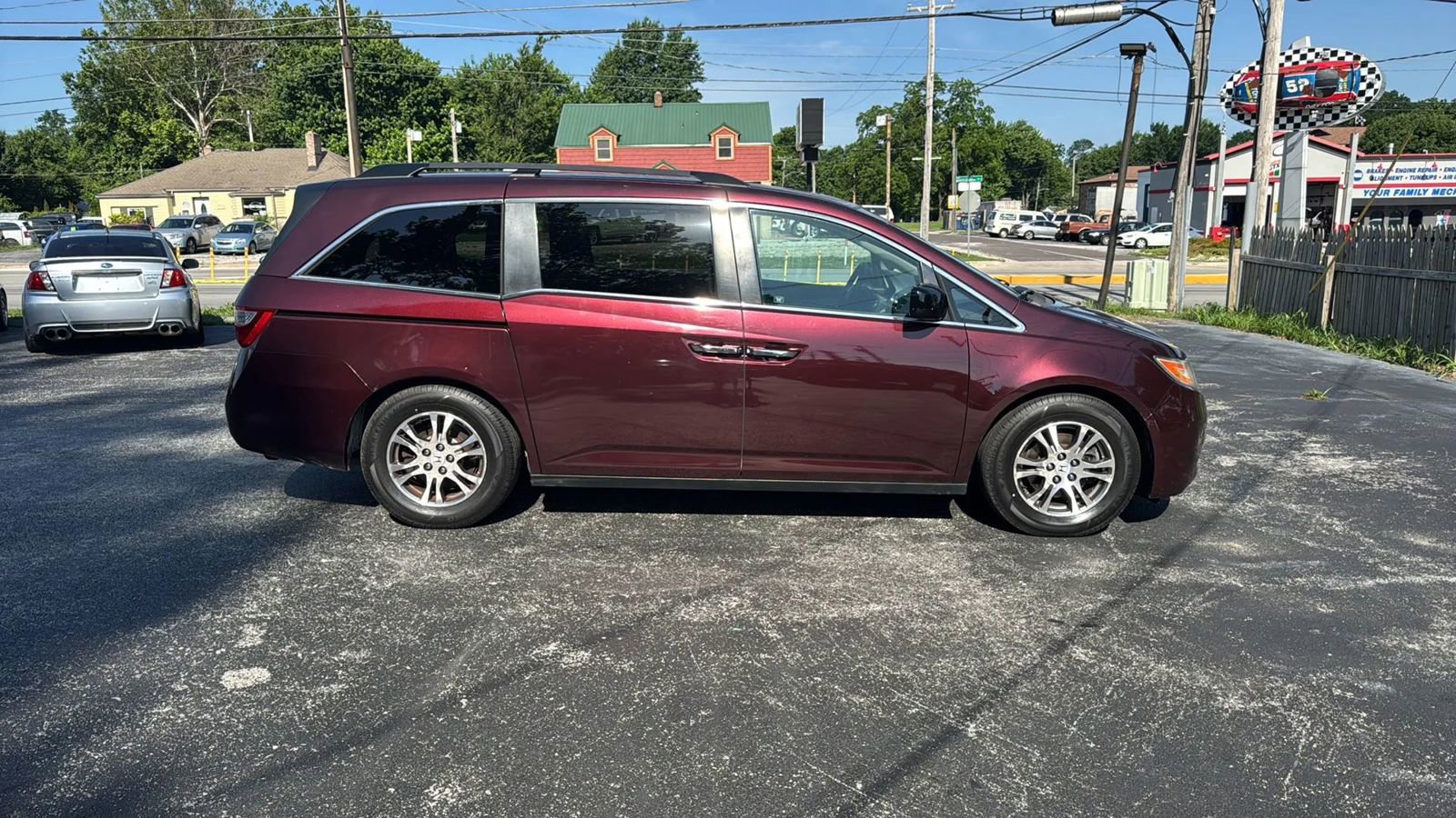 Used 2011 Honda Odyssey EX-L image 8