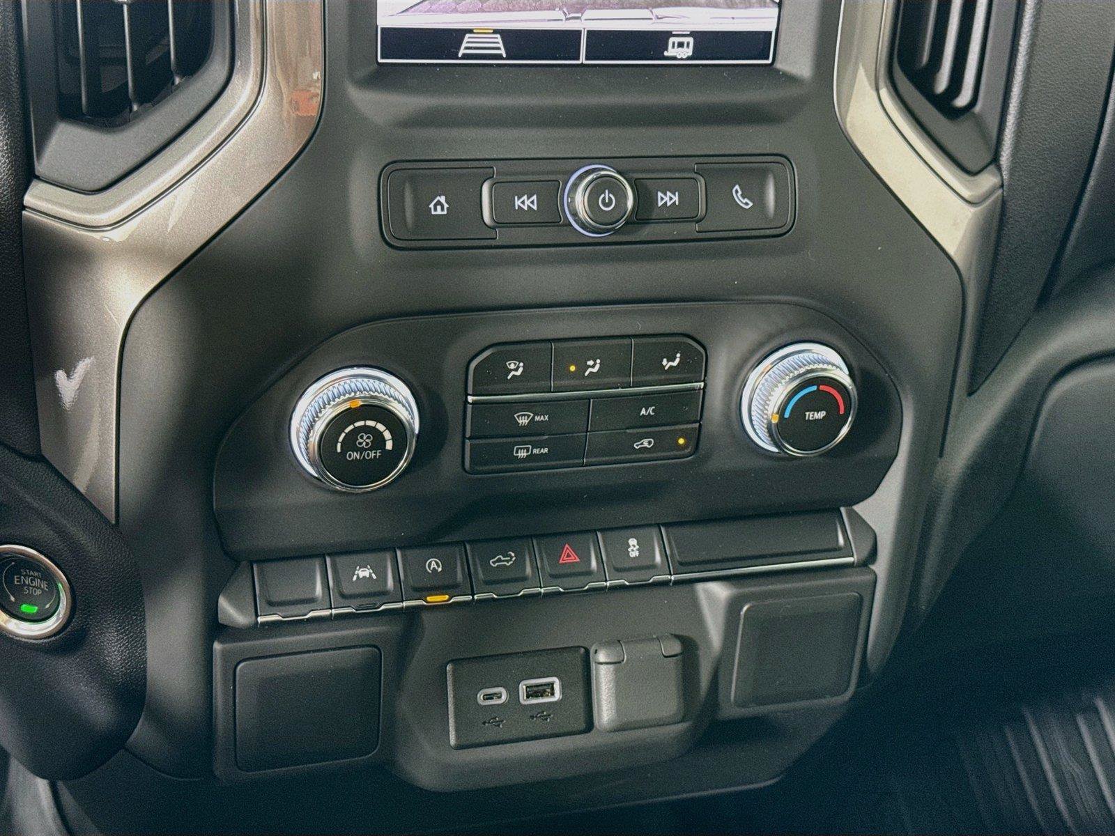 New 2026 GMC Sierra 1500 Pro w/ Graphite Edition AWD/4WD image 9